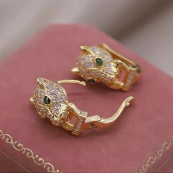 Panthere Emerald Green Eyes Gold Earrings - Picture 3 of 7